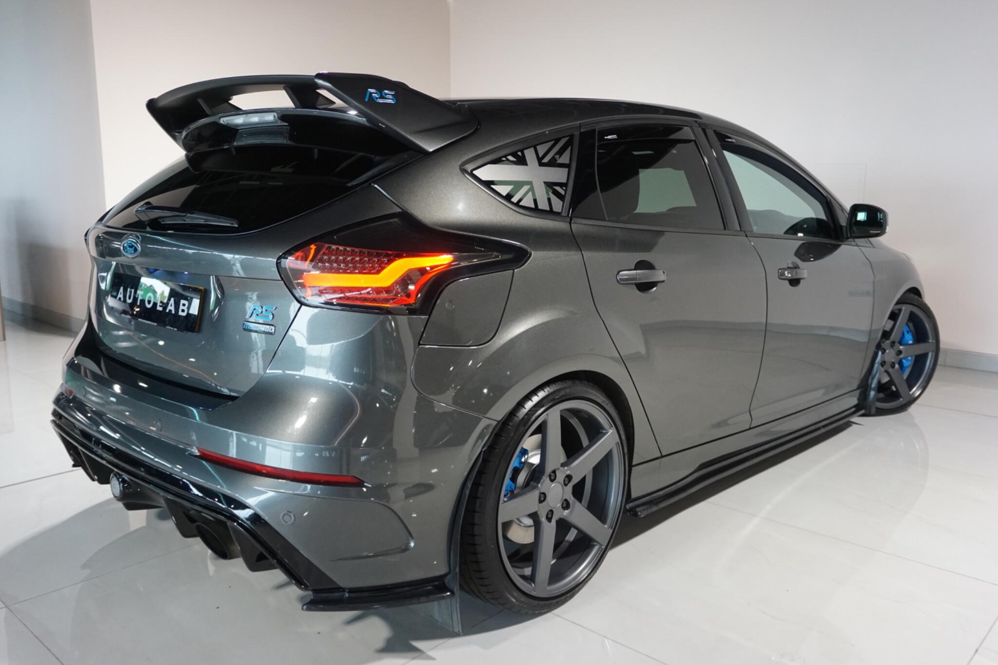 Ford Focus 2.3T EcoBoost RS Hatchback 5dr Petrol Manual AWD Euro 6 (s/s) (350 ps)